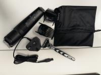 CS1267/2025 PHILIPS ELECTRIC SHAVER WITH ACCESSORIES
